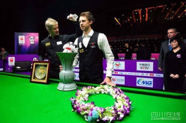 随后通过三 随后通过三